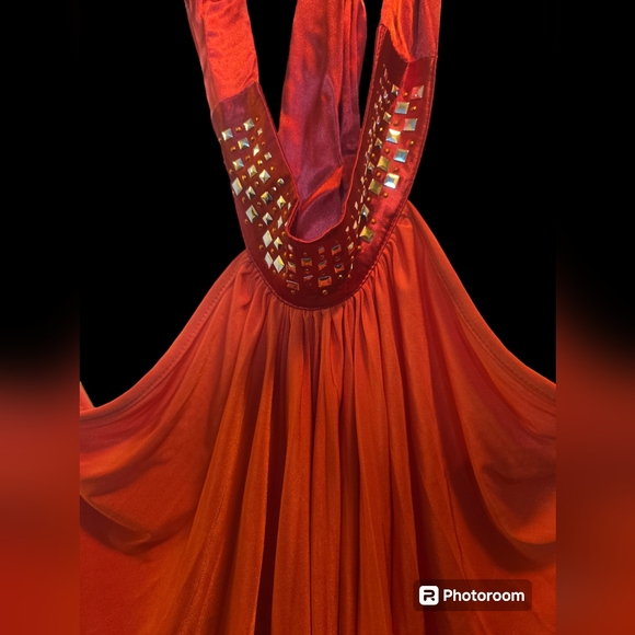 Back Stage Halter Top - Picture 3 of 5